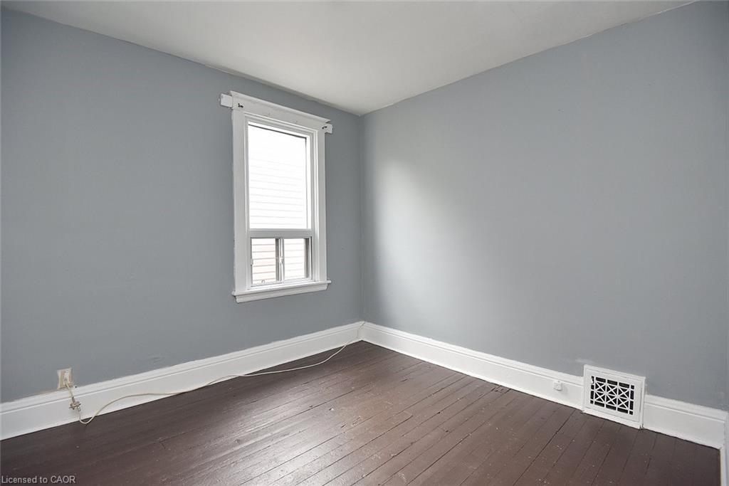 69 Gage Avenue N, Hamilton, ON - Indoor Photo Showing Other Room