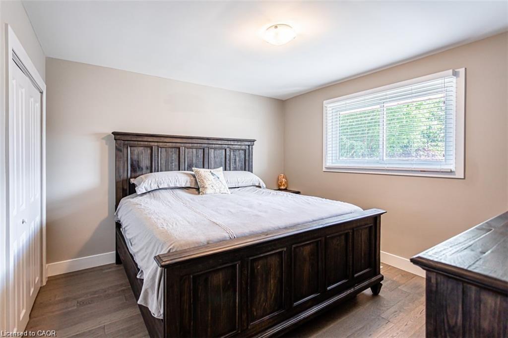 47 Atwater Crescent, Hamilton, ON - Indoor Photo Showing Bedroom