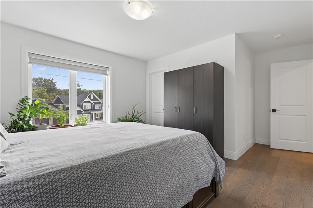 209 Jeffrey Place, Kitchener, ON - Indoor Photo Showing Bedroom