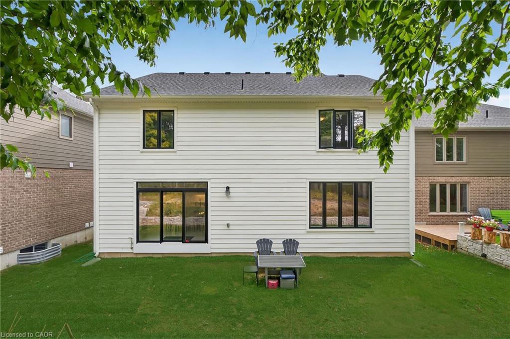 209 Jeffrey Place, Kitchener, ON - Outdoor With Exterior