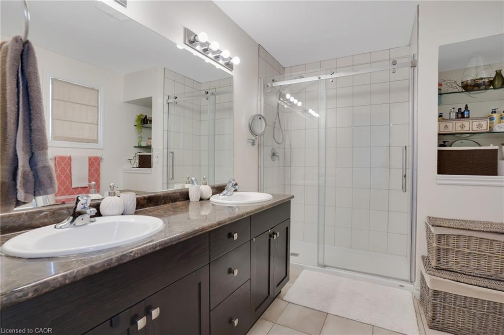 46 Stillwater Street, Kitchener, ON - Indoor Photo Showing Bathroom