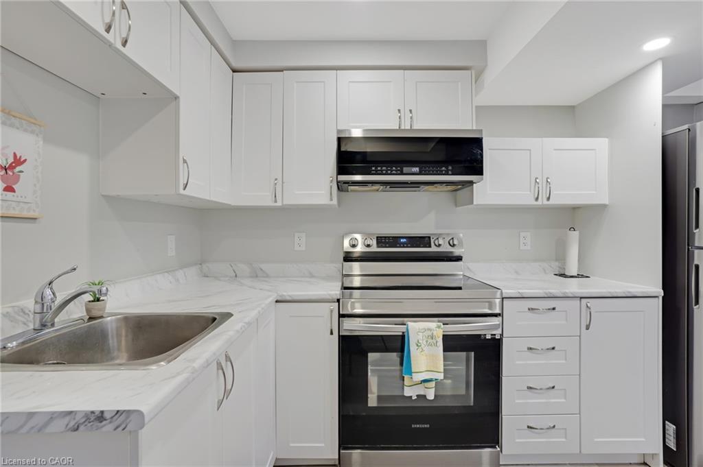 46 Stillwater Street, Kitchener, ON - Indoor Photo Showing Kitchen