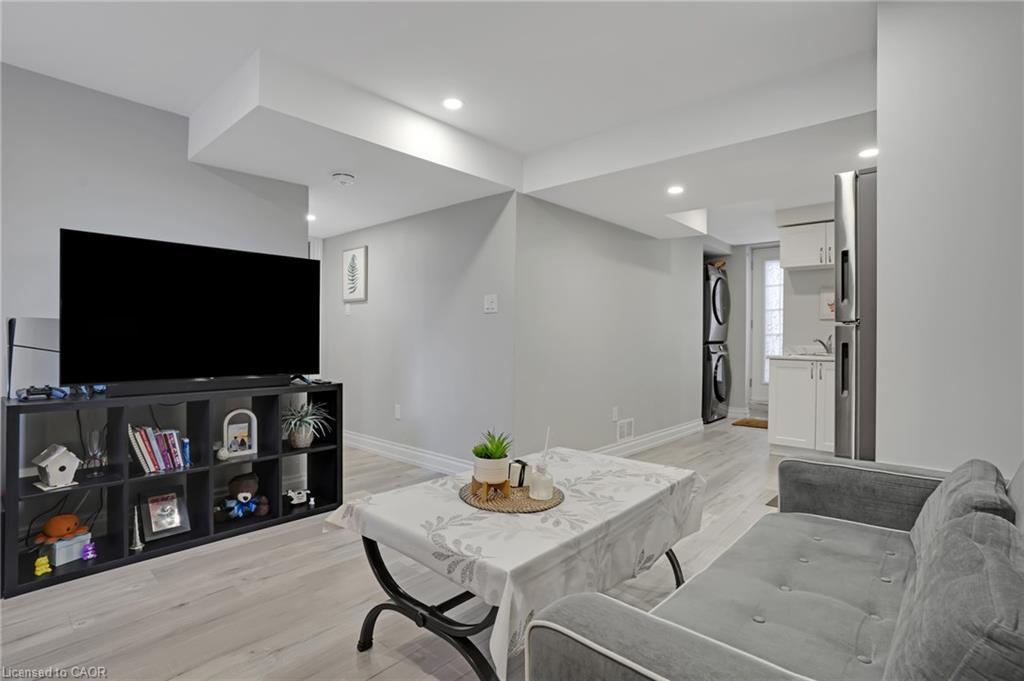 46 Stillwater Street, Kitchener, ON - Indoor