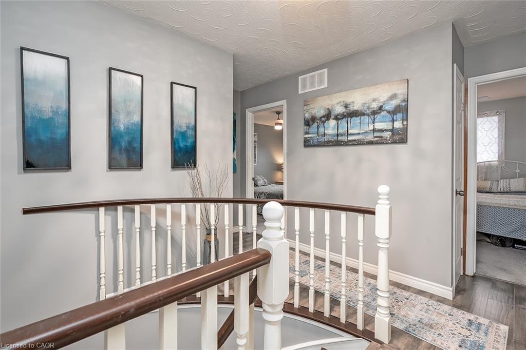 383 East 24Th Street, Hamilton, ON - Indoor Photo Showing Other Room