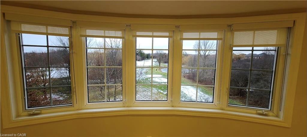 520 Silken Lauamnn Drive, Newmarket, ON - Indoor