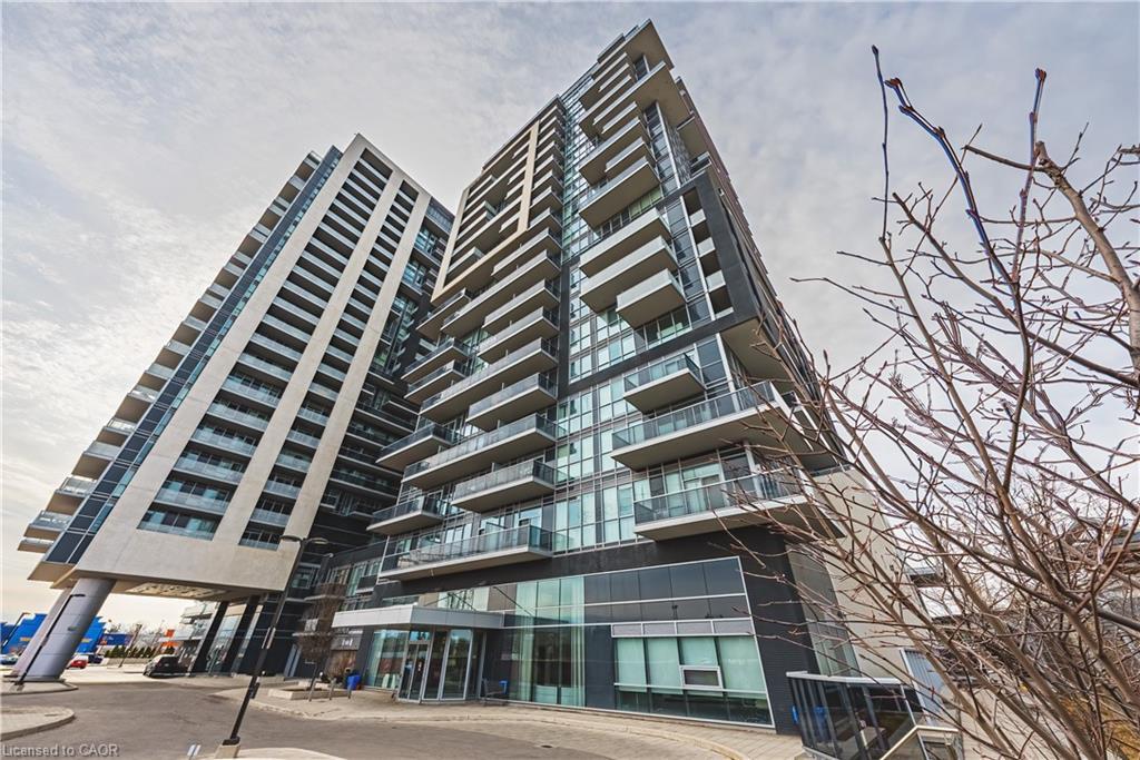 2001-2093 Fairview Street, Burlington, ON - Outdoor With Balcony