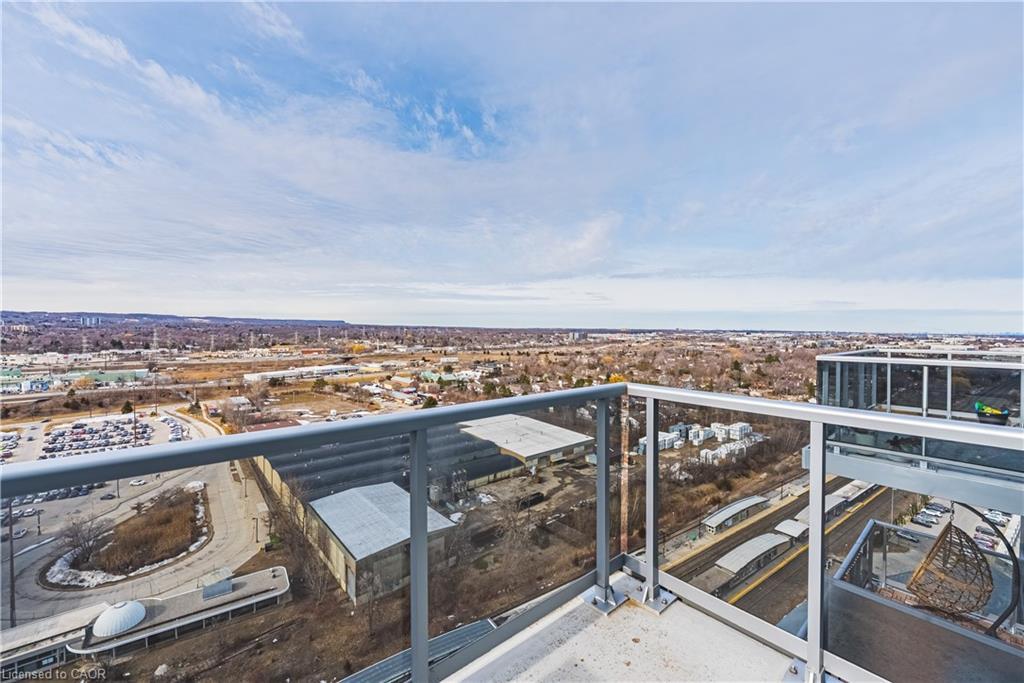 2001-2093 Fairview Street, Burlington, ON - Outdoor With Balcony With View