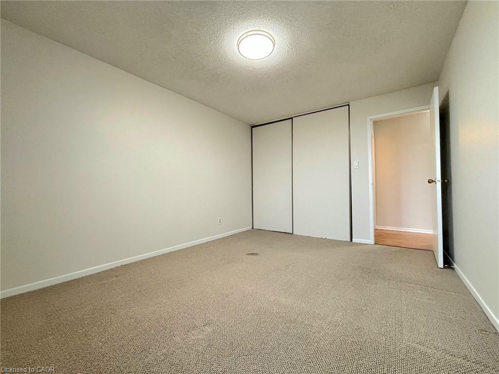 715-1100 Courtland Avenue E, Kitchener, ON - Indoor Photo Showing Other Room