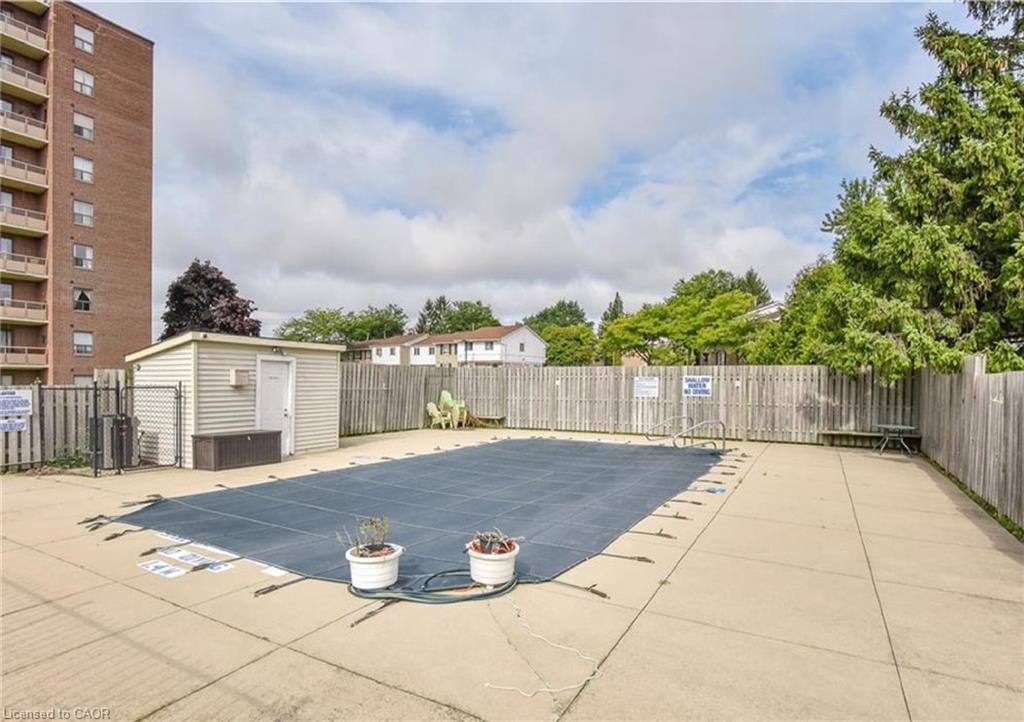 715-1100 Courtland Avenue E, Kitchener, ON - Outdoor With Balcony