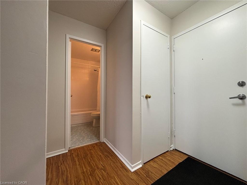 715-1100 Courtland Avenue E, Kitchener, ON - Indoor Photo Showing Other Room