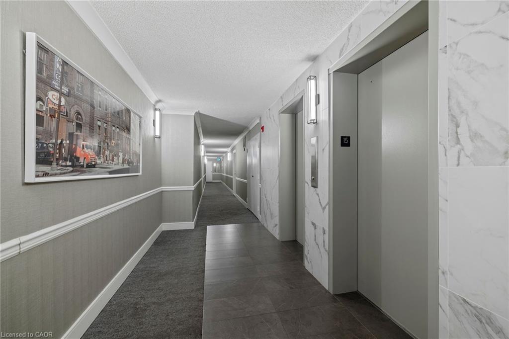 1506-120 Duke Street, Hamilton, ON - Indoor Photo Showing Other Room