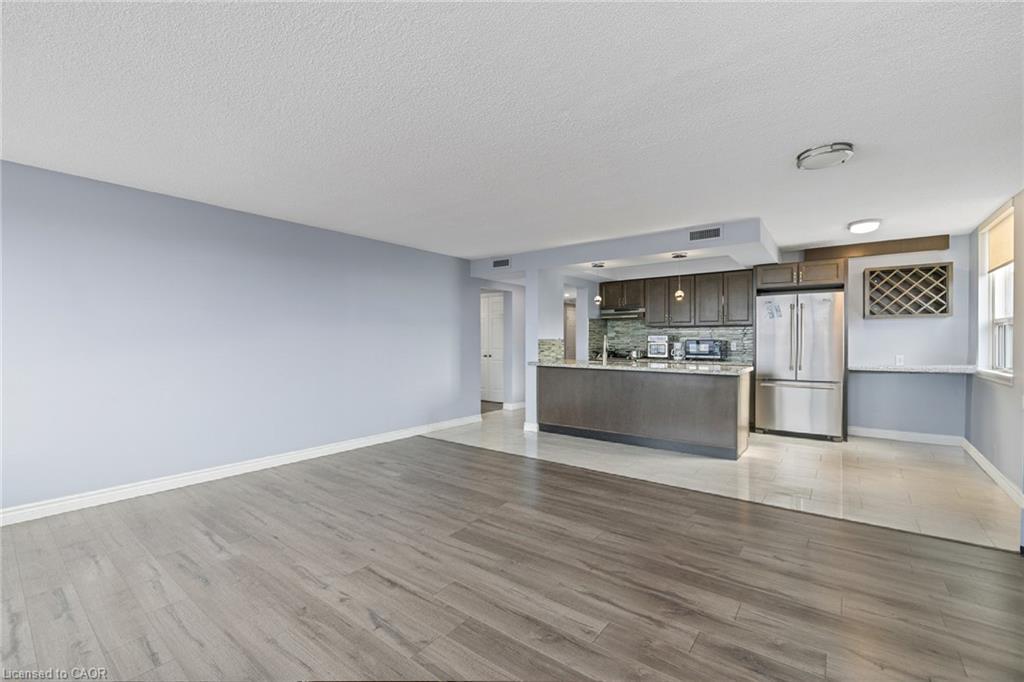 1506-120 Duke Street, Hamilton, ON - Indoor Photo Showing Other Room