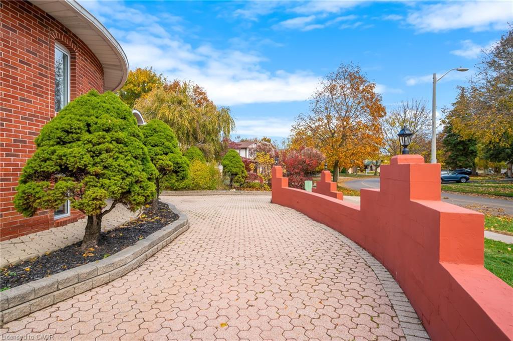 85 Westgate Park Drive, St. Catharines, ON - Outdoor