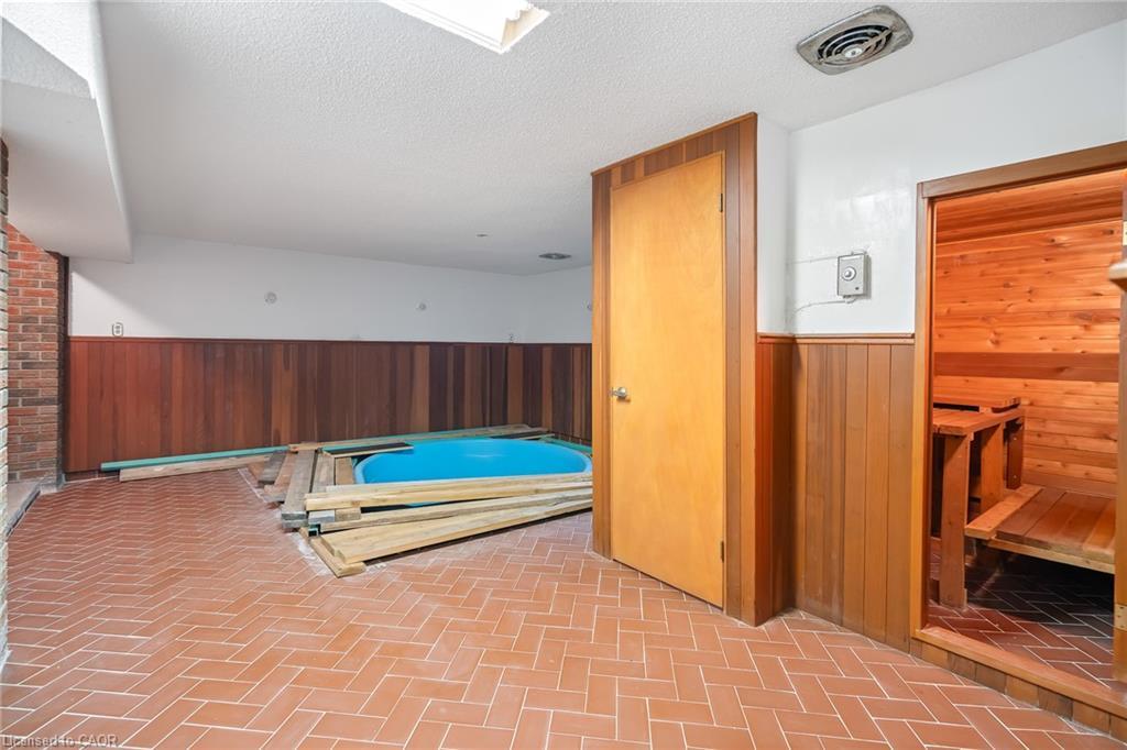 85 Westgate Park Drive, St. Catharines, ON - Indoor Photo Showing Other Room