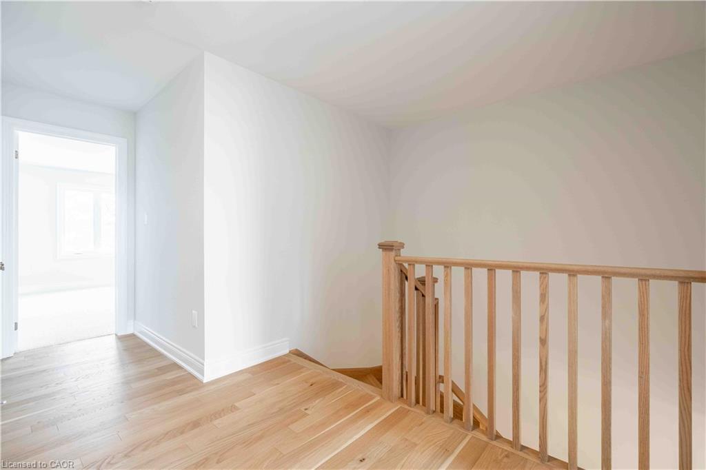 19-2184 Postmaster Drive, Oakville, ON - Indoor Photo Showing Other Room