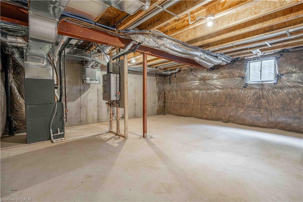 19-2184 Postmaster Drive, Oakville, ON - Indoor Photo Showing Basement