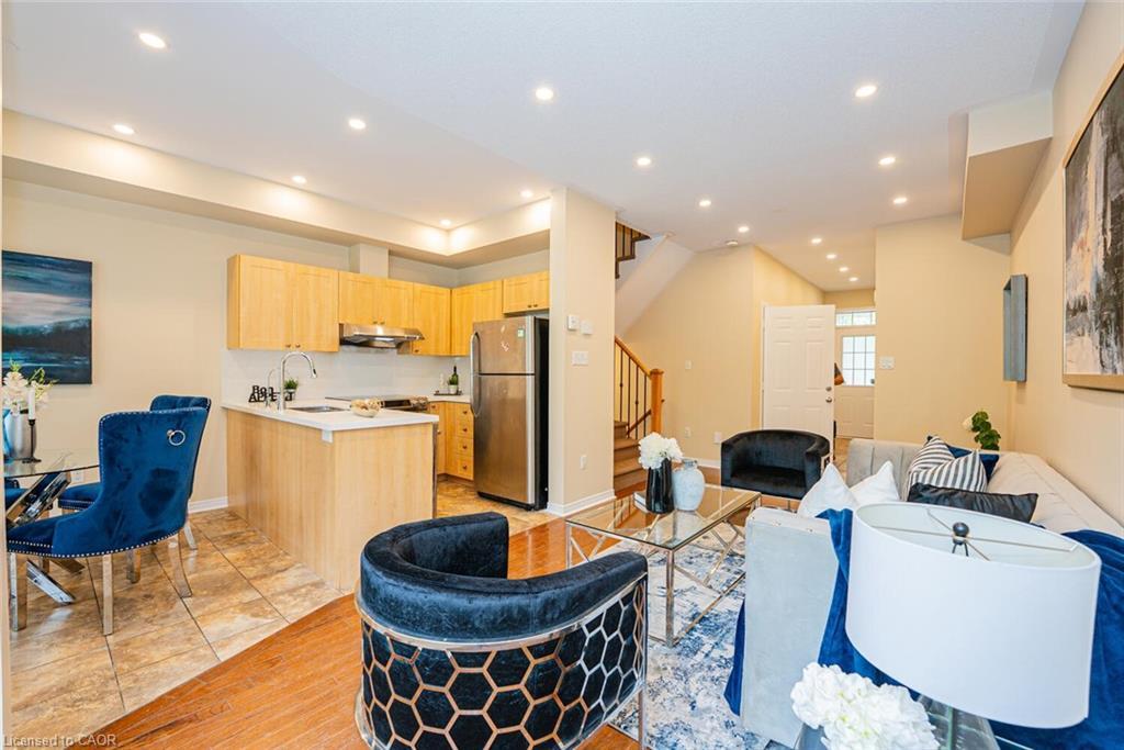 43-21 Diana Avenue, Brantford, ON - Indoor