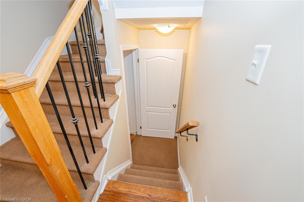 43-21 Diana Avenue, Brantford, ON - Indoor Photo Showing Other Room