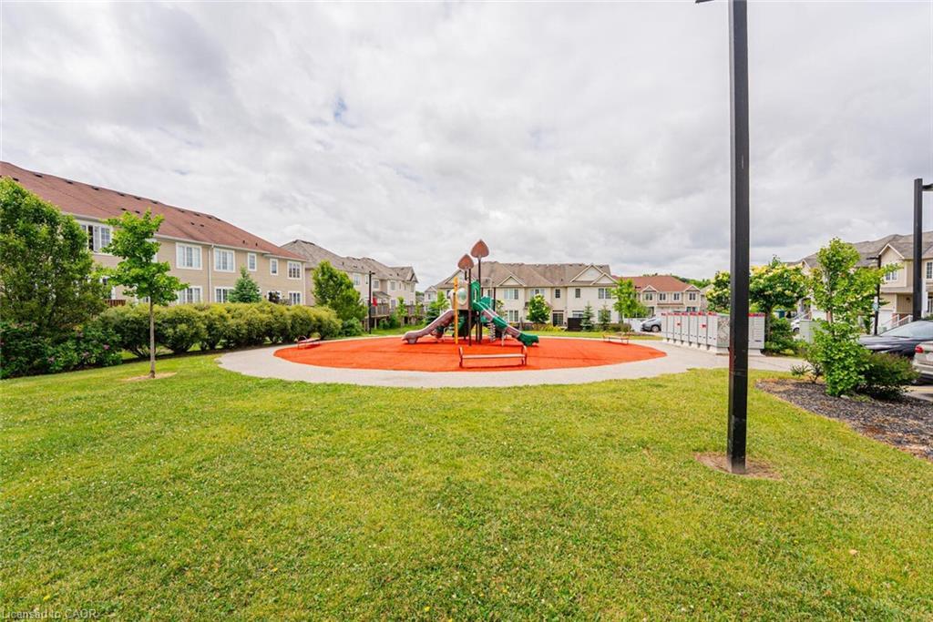 43-21 Diana Avenue, Brantford, ON - Outdoor