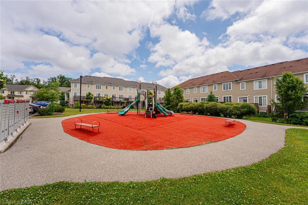 43-21 Diana Avenue, Brantford, ON - Outdoor