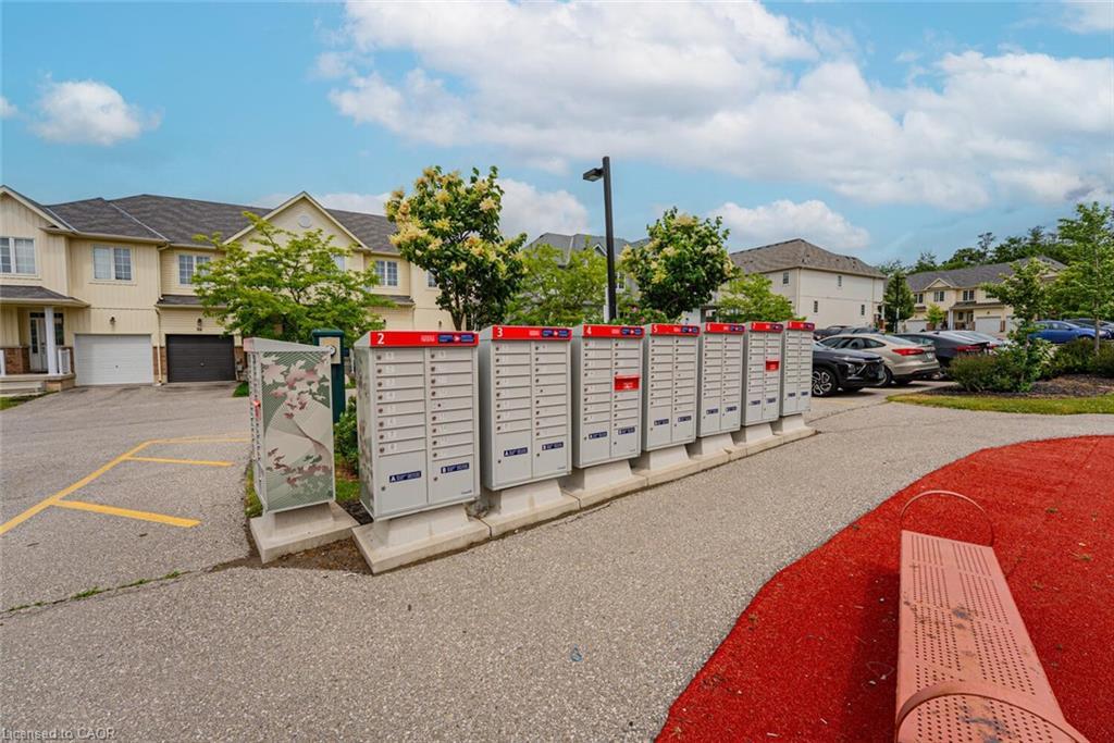 43-21 Diana Avenue, Brantford, ON - Outdoor