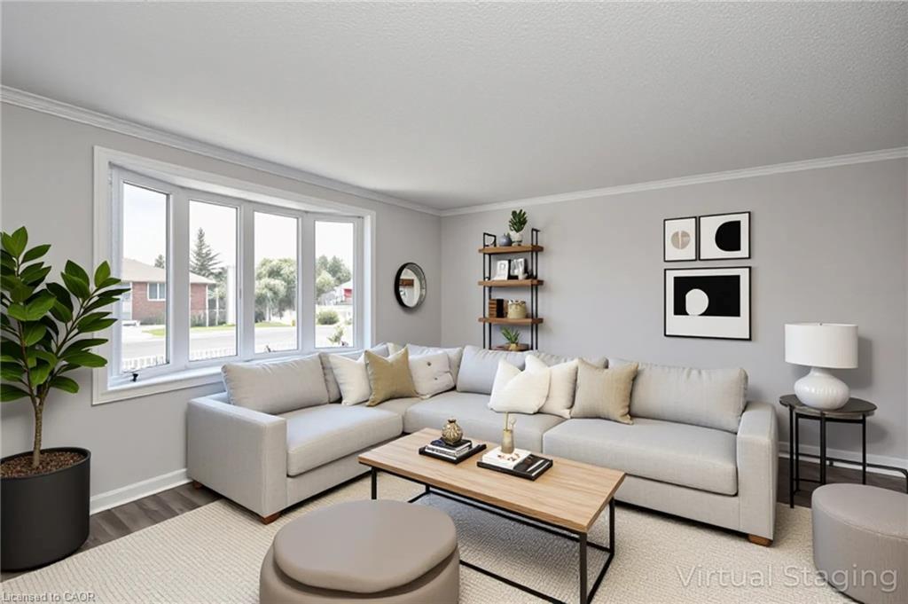 78 Barwood Crescent, Kitchener, ON - Indoor Photo Showing Living Room