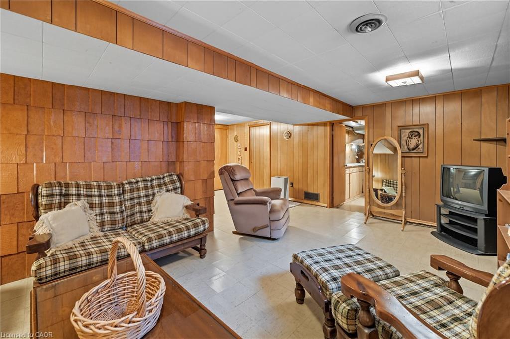 23 Percy Court, Hamilton, ON - Indoor