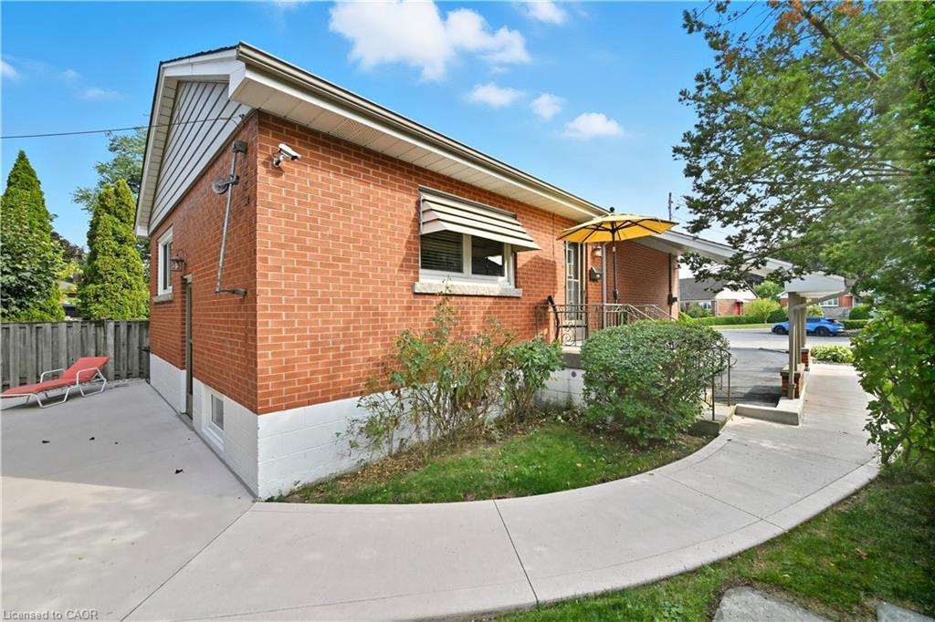 23 Percy Court, Hamilton, ON - Outdoor