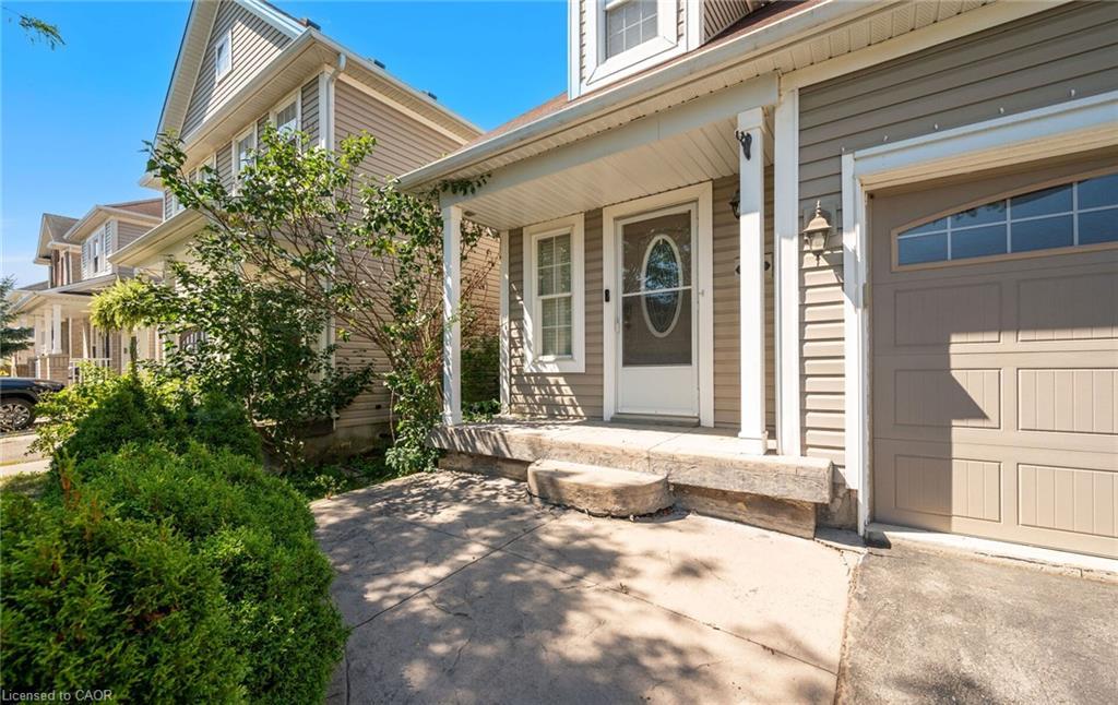 48 Powell Drive, Binbrook, ON - Outdoor