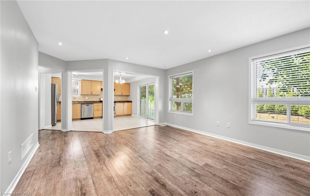 48 Powell Drive, Binbrook, ON - Indoor