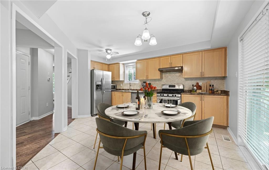 48 Powell Drive, Binbrook, ON - Indoor