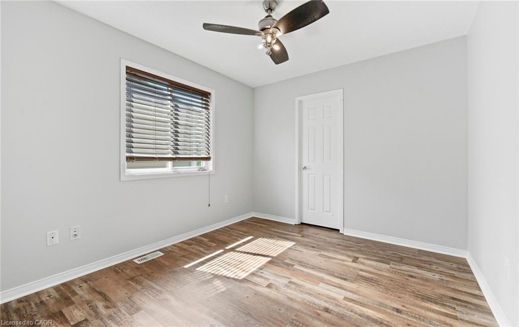 48 Powell Drive, Binbrook, ON - Indoor Photo Showing Other Room