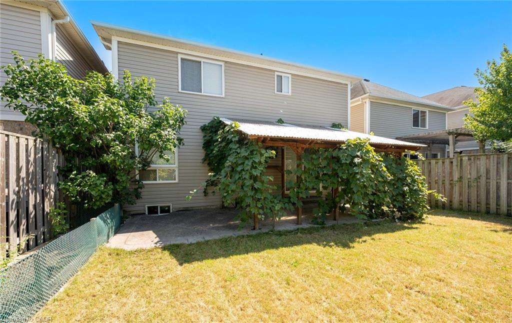 48 Powell Drive, Binbrook, ON - Outdoor