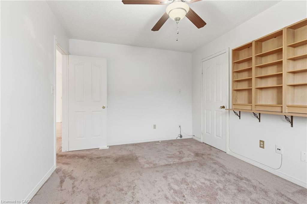 16-3050 Pinemeadow Drive, Burlington, ON - Indoor Photo Showing Other Room