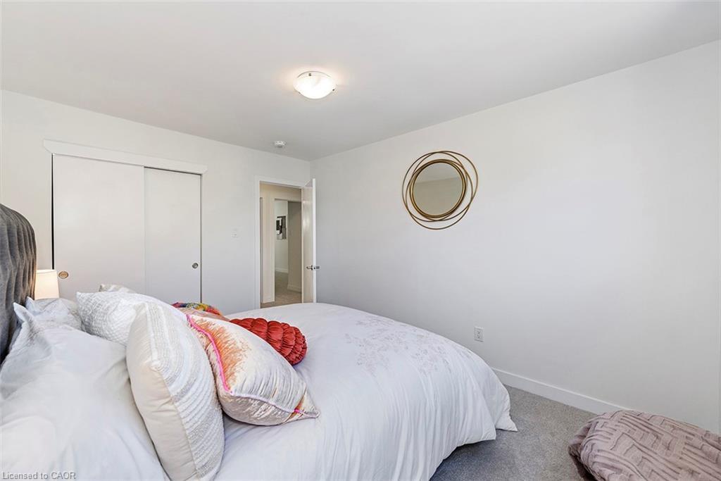 41-88 Tunbridge Crescent, Hamilton, ON - Indoor Photo Showing Bedroom