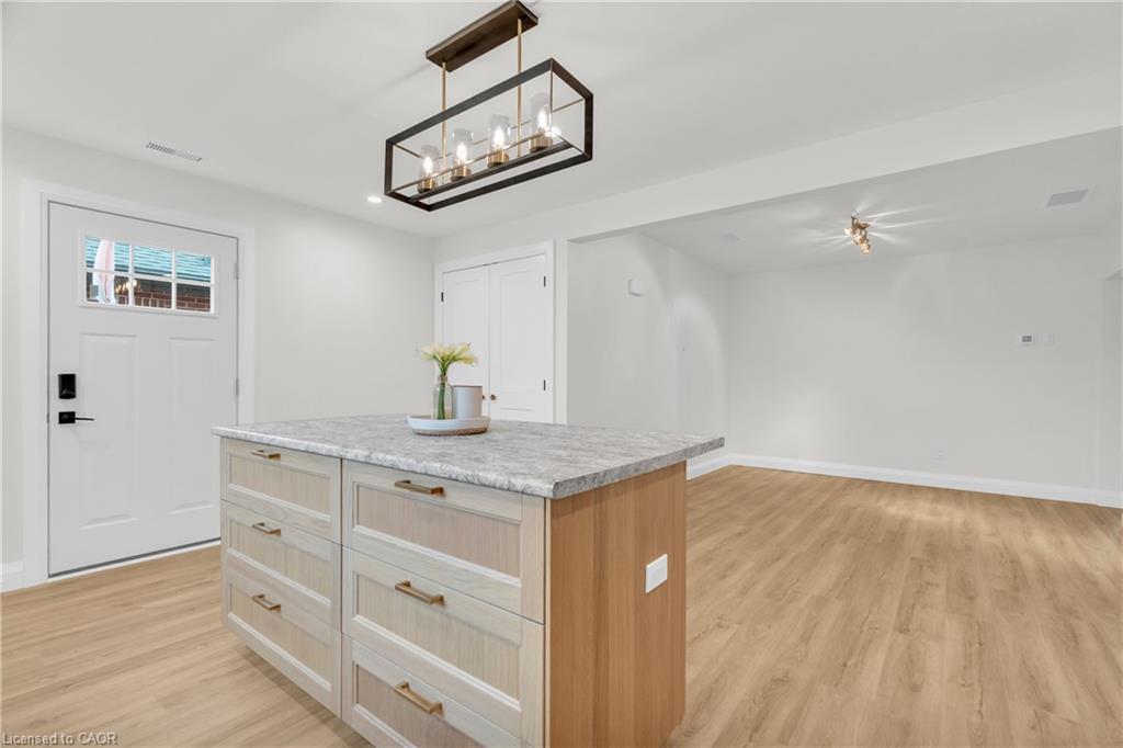 1-22 Ash Street, Kitchener, ON - Indoor Photo Showing Other Room