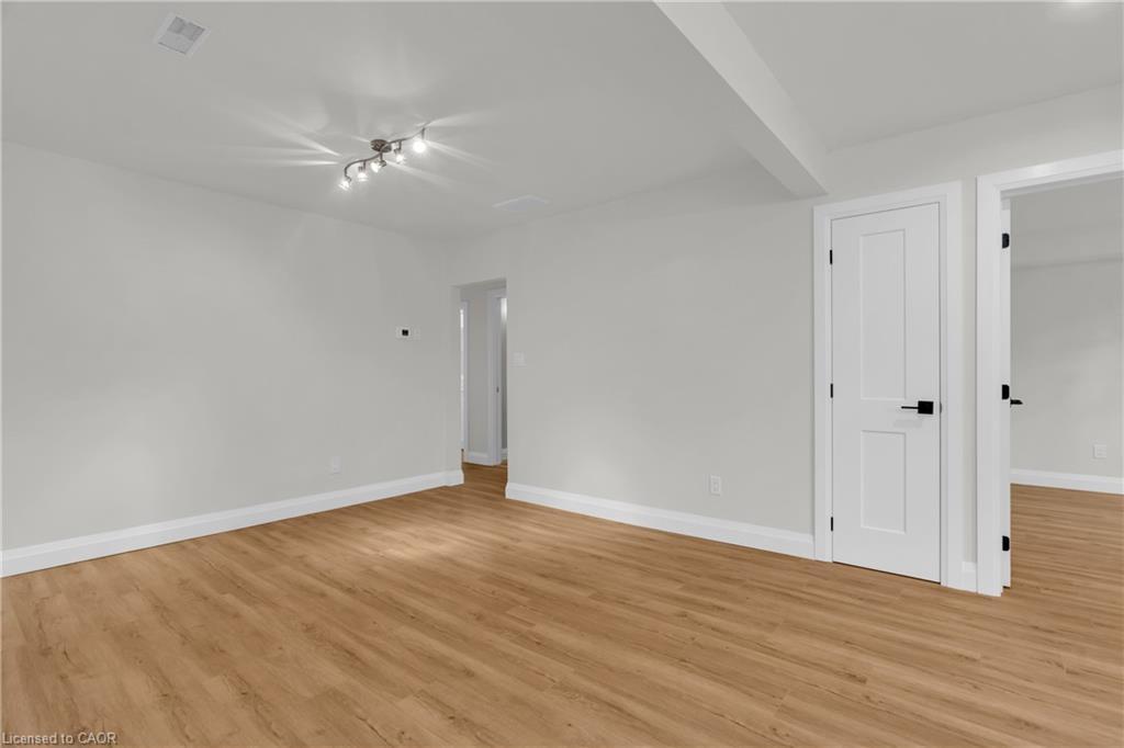 1-22 Ash Street, Kitchener, ON - Indoor Photo Showing Other Room