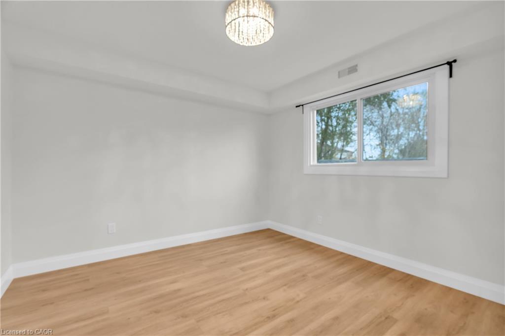 1-22 Ash Street, Kitchener, ON - Indoor Photo Showing Other Room