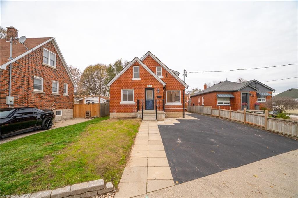 1-22 Ash Street, Kitchener, ON - Outdoor