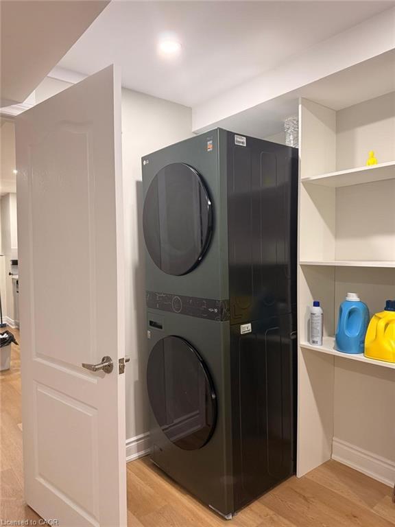 Lower-9 Macklin Street, Brantford, ON - Indoor Photo Showing Laundry Room