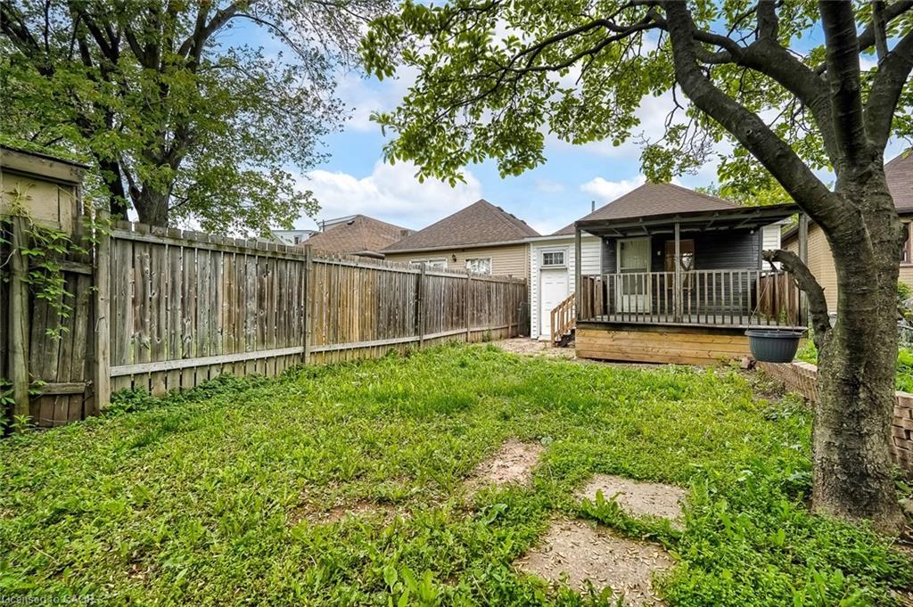 230 Mcanulty Boulevard, Hamilton, ON - Outdoor With Deck Patio Veranda