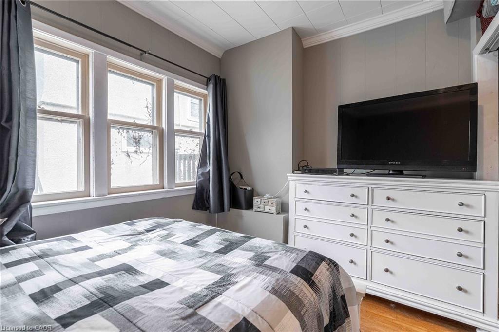 19 Margery Road, Welland, ON - Indoor Photo Showing Bedroom