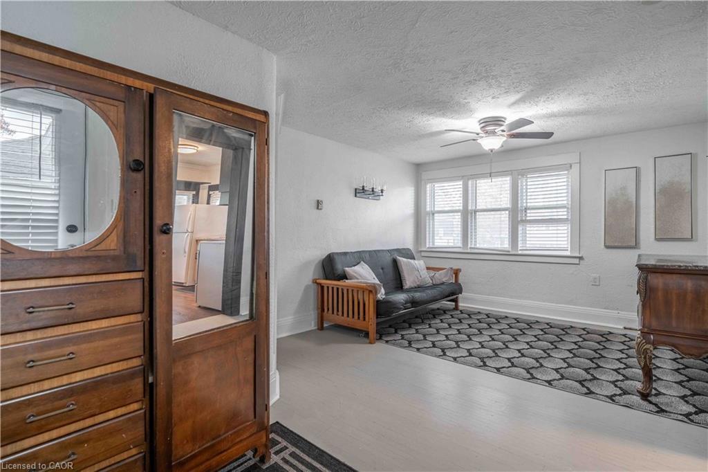 19 Margery Road, Welland, ON - Indoor