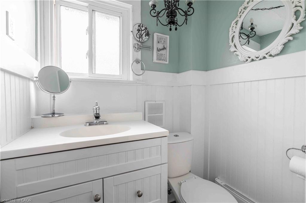 19 Margery Road, Welland, ON - Indoor Photo Showing Bathroom