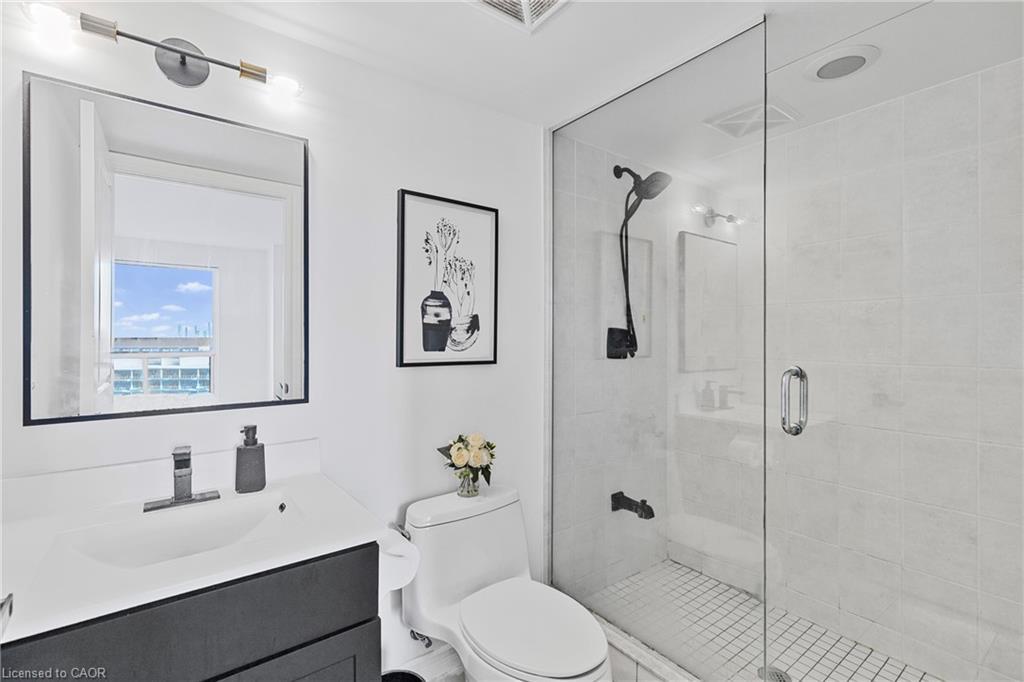 1406-100 Western Battery Road, Toronto, ON - Indoor Photo Showing Bathroom