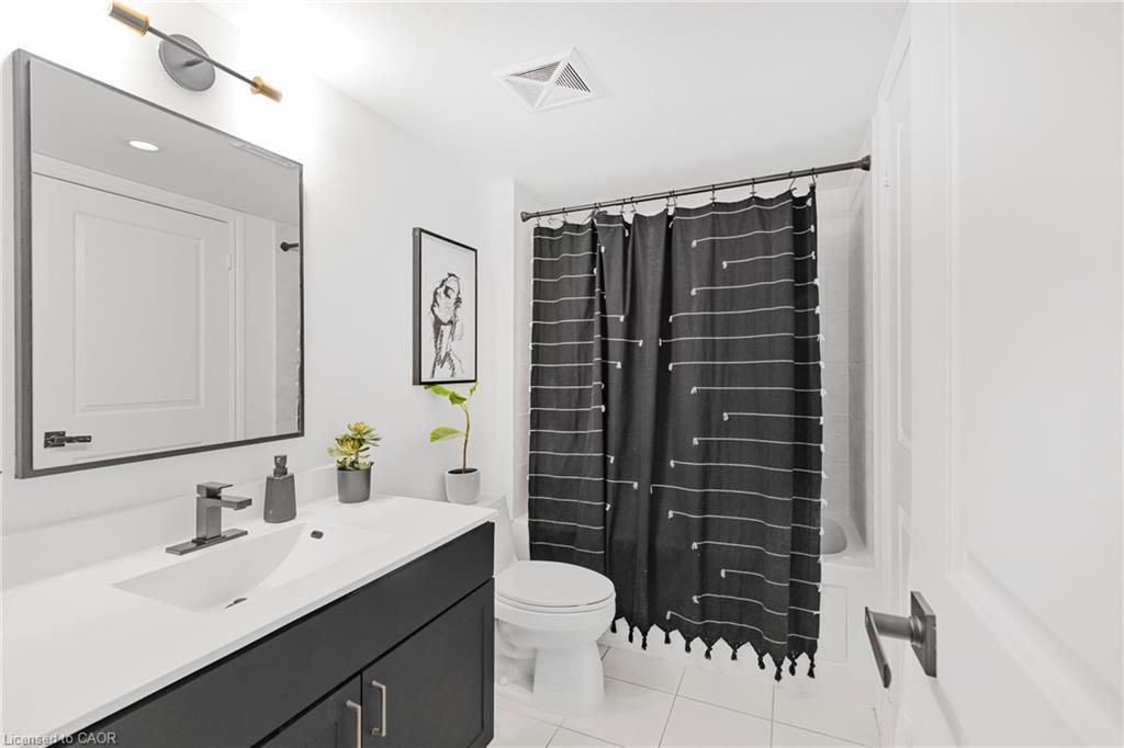 1406-100 Western Battery Road, Toronto, ON - Indoor Photo Showing Bathroom