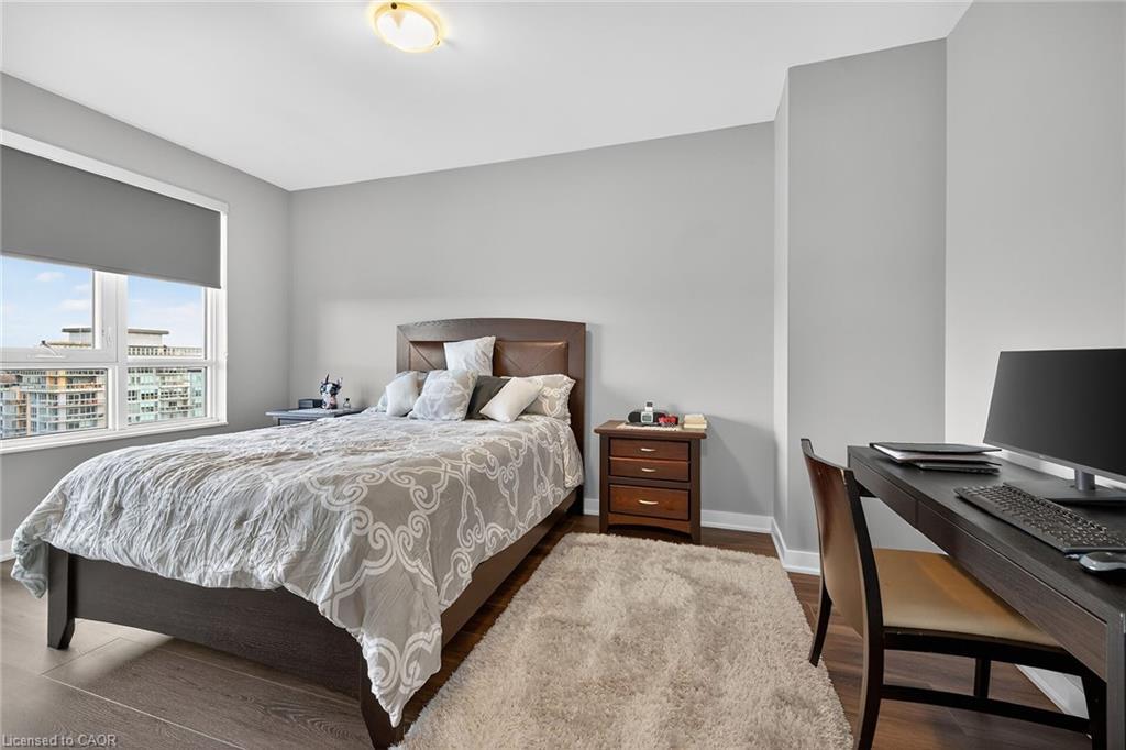 1707-2007 James Street, Burlington, ON - Indoor Photo Showing Bedroom
