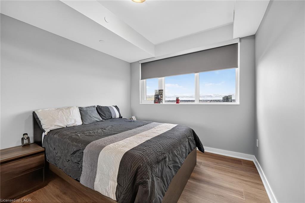 1707-2007 James Street, Burlington, ON - Indoor Photo Showing Bedroom