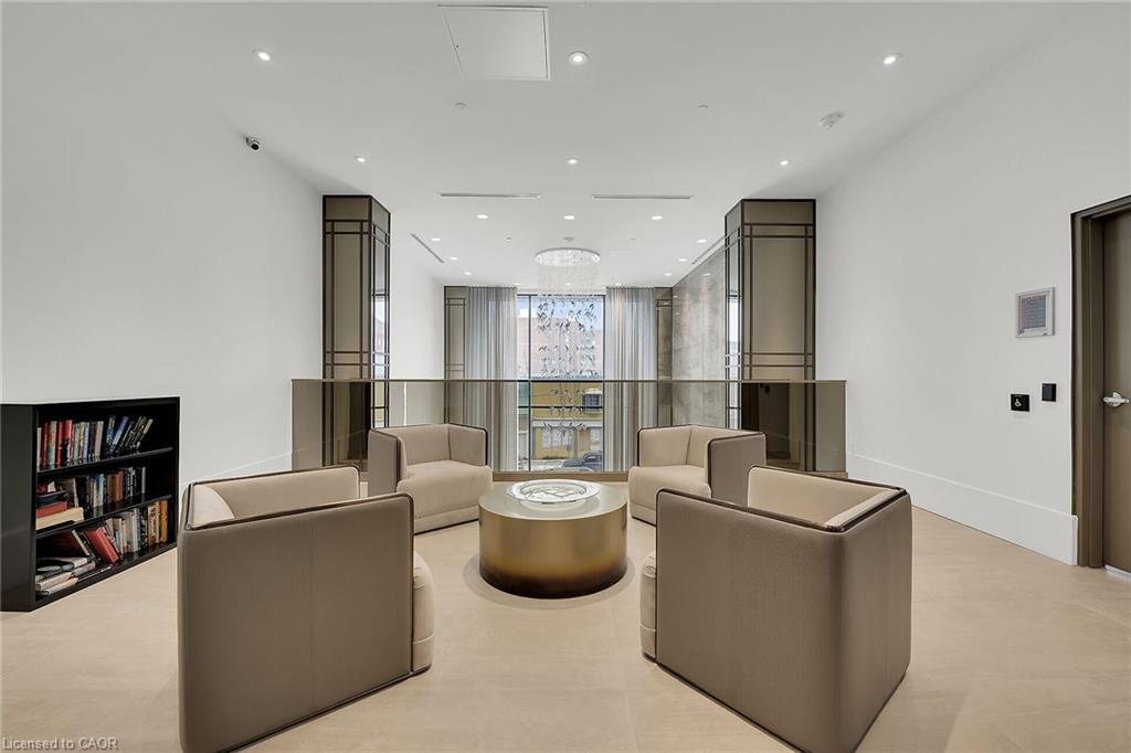 1707-2007 James Street, Burlington, ON - Indoor