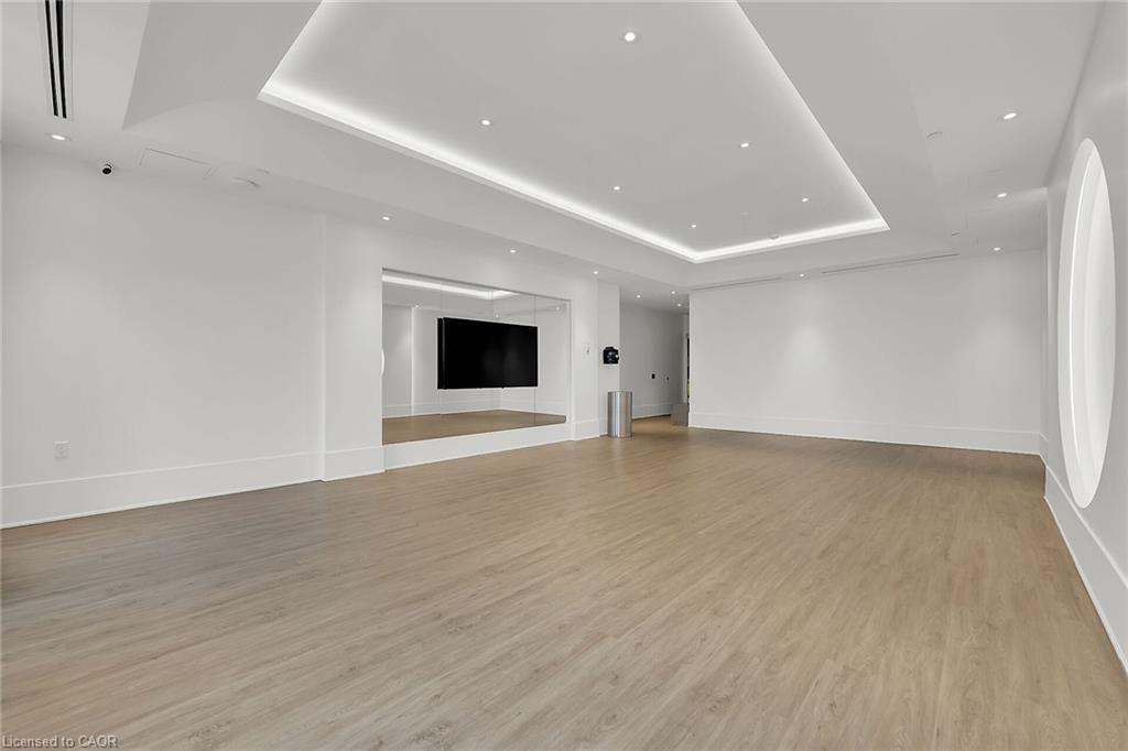 1707-2007 James Street, Burlington, ON - Indoor
